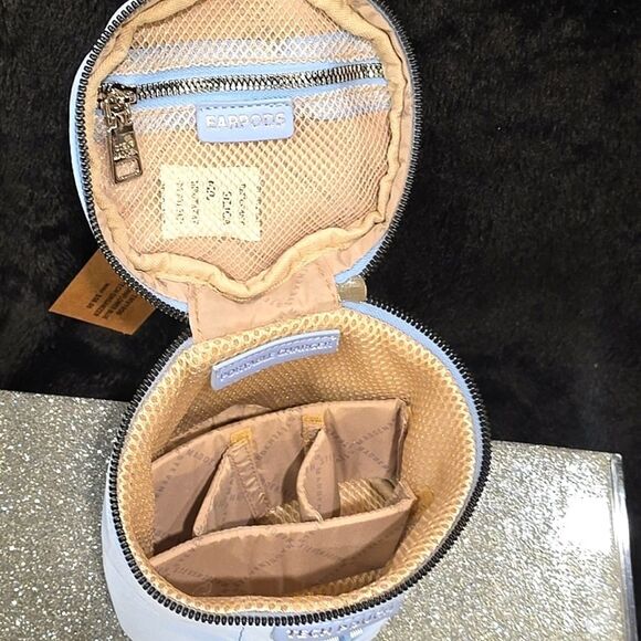 Steve Madden Quilted Logo Tech Pouch- Blue - Picture 7 of 7